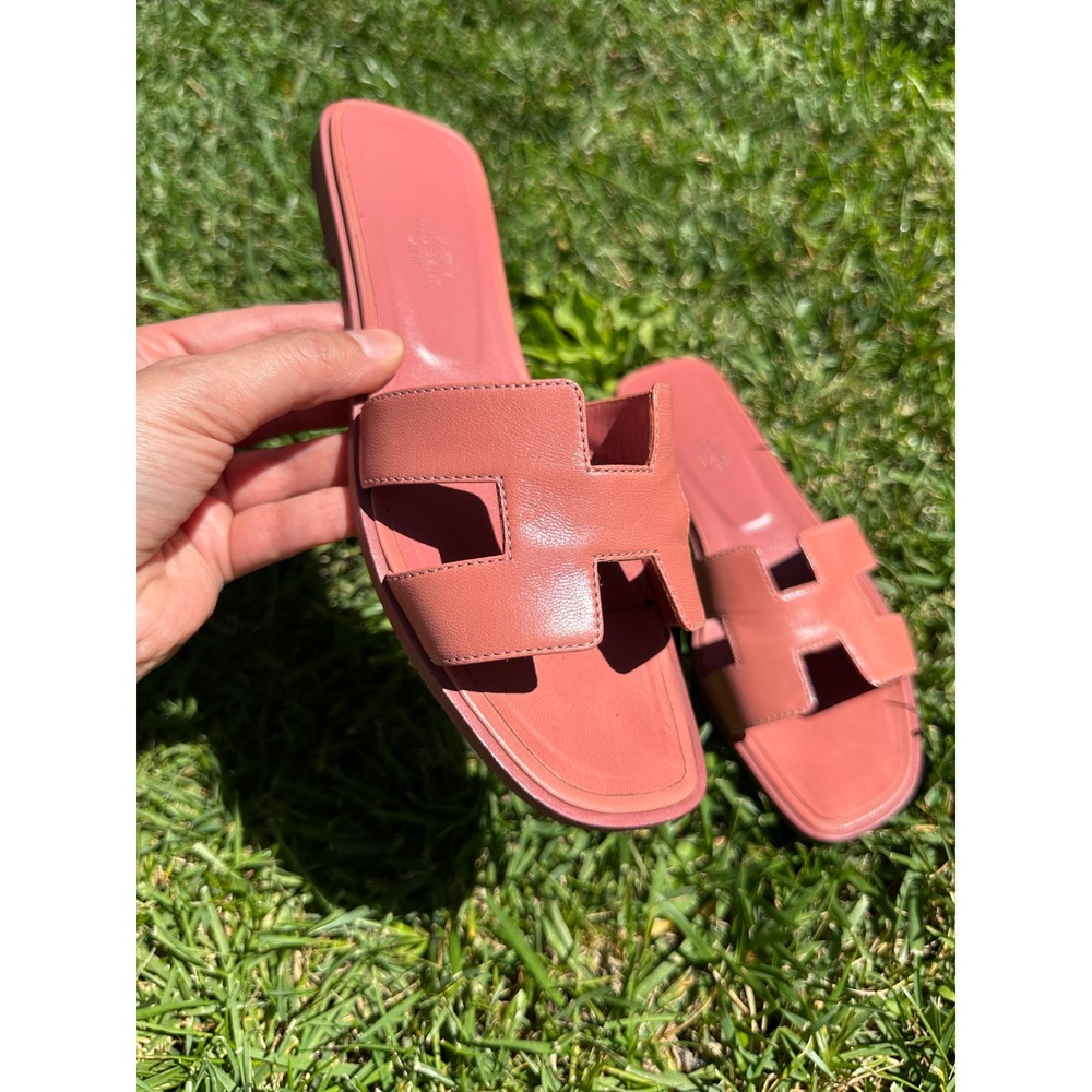 Hermes Oran Sandals mauve Pink Leather Limited Edition Hawaii Slides 38.5 - Picture 2 of 6